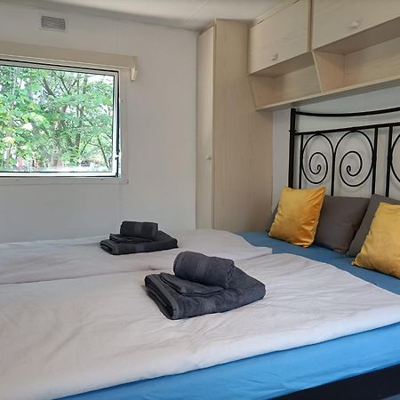 Tinyhaus Idyllisch Am Waldesrand Hotel Cottbus Kültér fotó