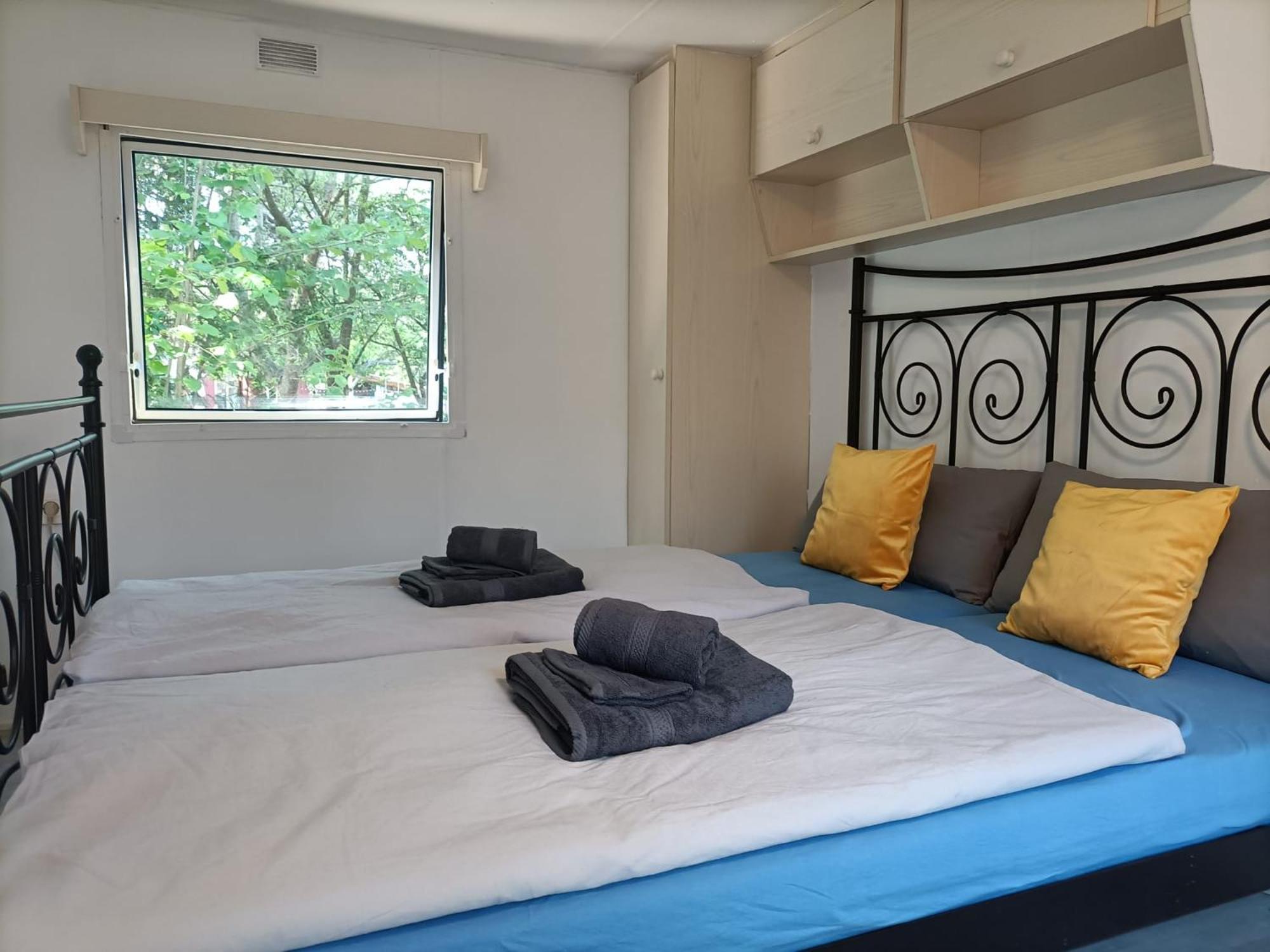Tinyhaus Idyllisch Am Waldesrand Hotel Cottbus Kültér fotó